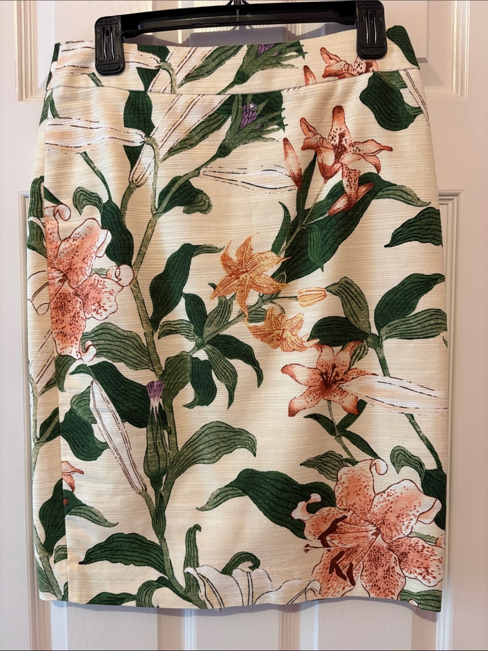 Ann Taylor Floral Print Ivory Pencil Skirt